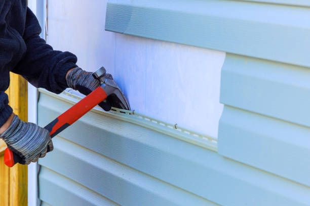 Trusted Emergency Siding Repair service in Petersburg, IN - Creative Siding